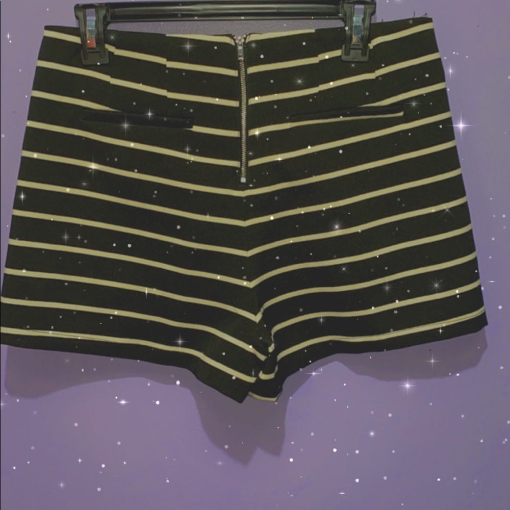 Striped fancy black and white shorts